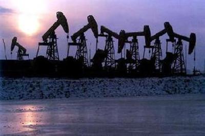 資源豐富的亞洲國家,曾與俄羅斯比肩,總統去自己地盤還得請示